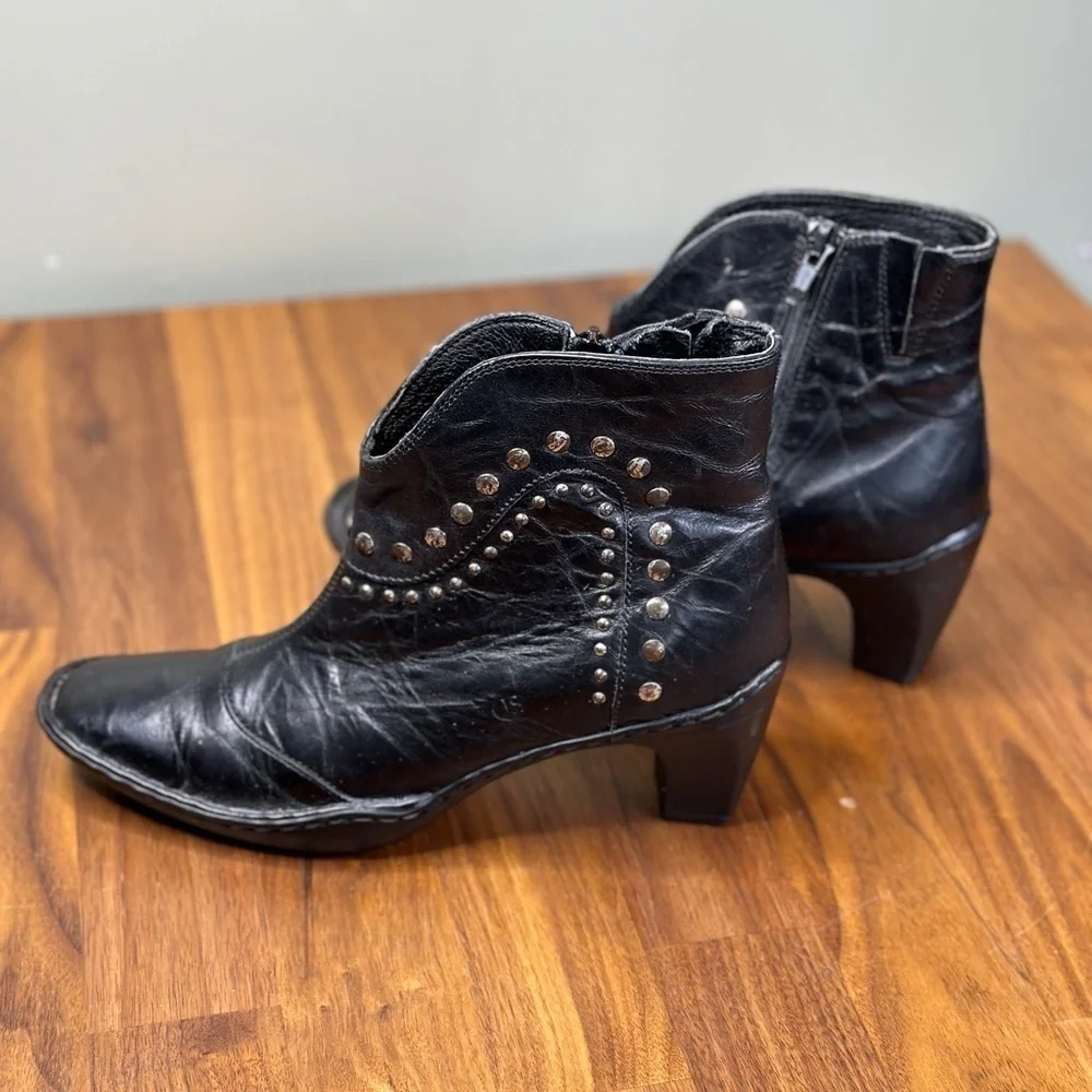 Josef Seibel Black Ankle Boot Studded Crinkle Leather Low cut  Leather